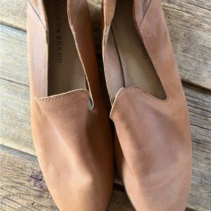 Lucky Brand leather flat